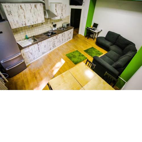 CoolTour Hostel