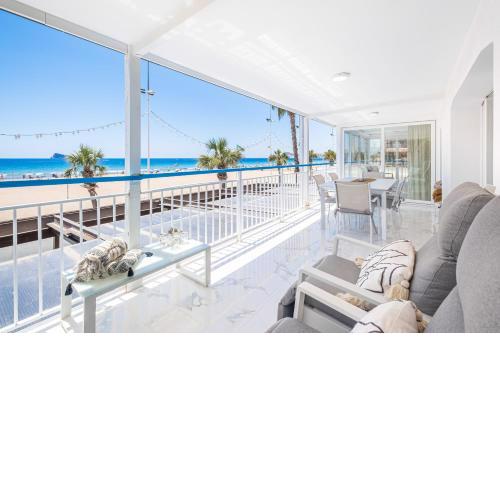 Copacabana Deluxe 1-A Levante Beach
