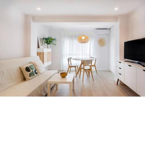 Coqueto apartamento junto a la playa.