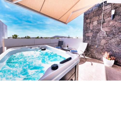 Coral Bay Luxury Duplex