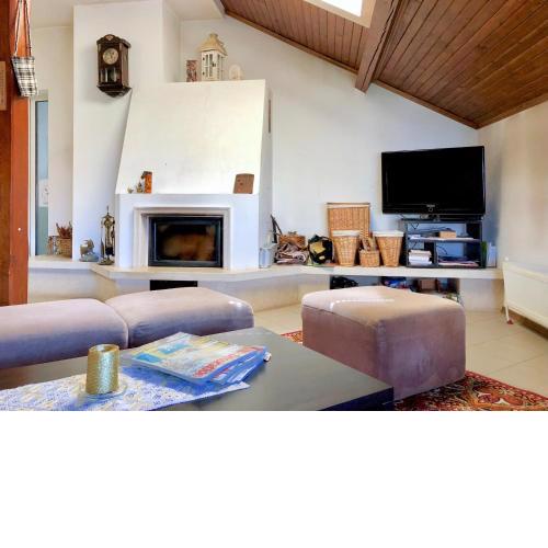 Corner house apartment