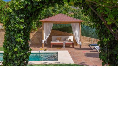 Cortijo Albaricoque Frigiliana by Ruralidays