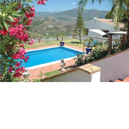 Cortijo De Picuales