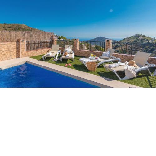Cortijo Las Vistas Cómpeta by Ruralidays