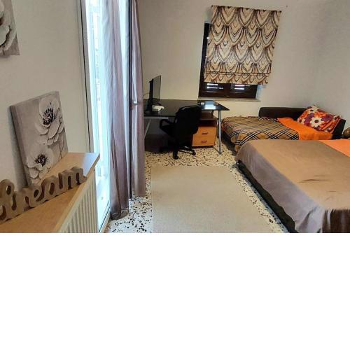 Cosy and roomy 78m2(Μονοκατοικία)