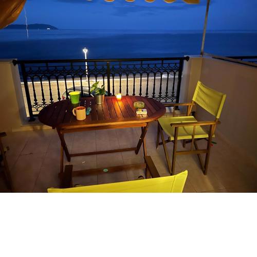 Cosy Apartment by the water, Agia Pelagia