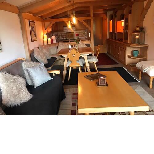 Cosy Apartment in Saalfelden am Steinernen Meer near Lake