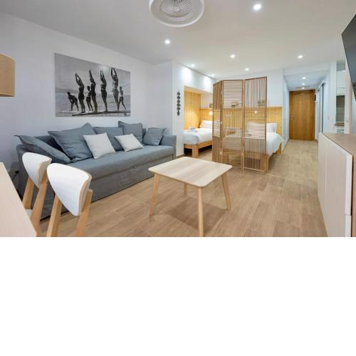 Cosy Beachside Studio in Las Canteras