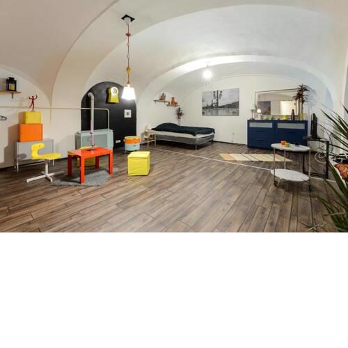 Cosy Evergreen Apartment