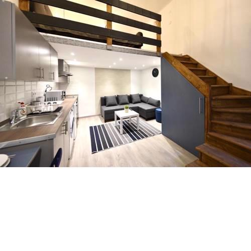 Cosy flat in Király str, King