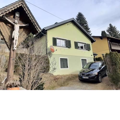Cosy Holiday Home in Waldbach near Totter Mann