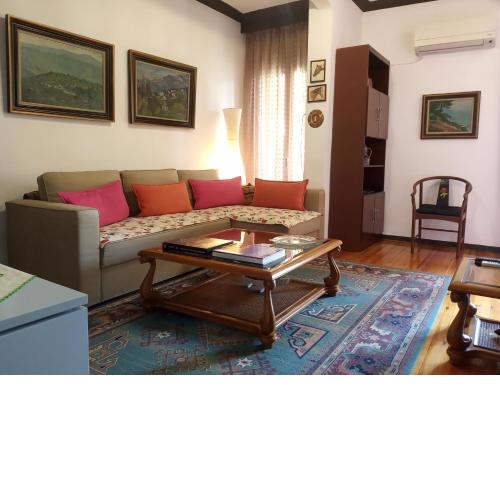 Cosy Penthouse -up to 6 guests- in the City Centre!