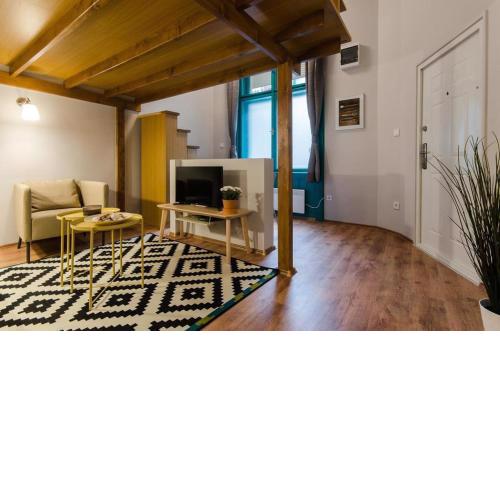 Cosy Studio In Party District