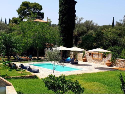 Cottage with Private Pool