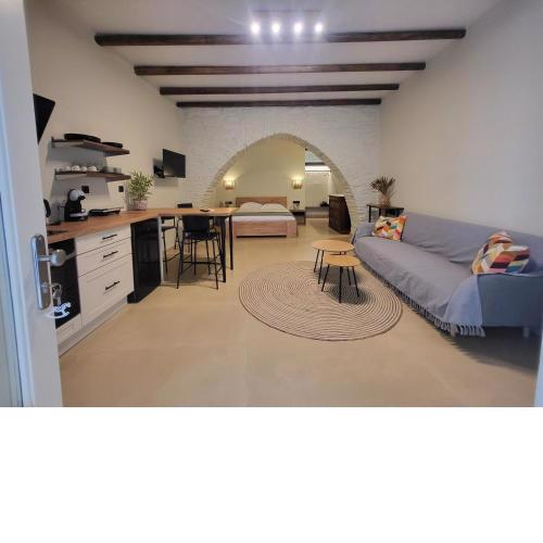Coucou Boutique Studio