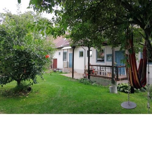 Country home @ the Danube Bend