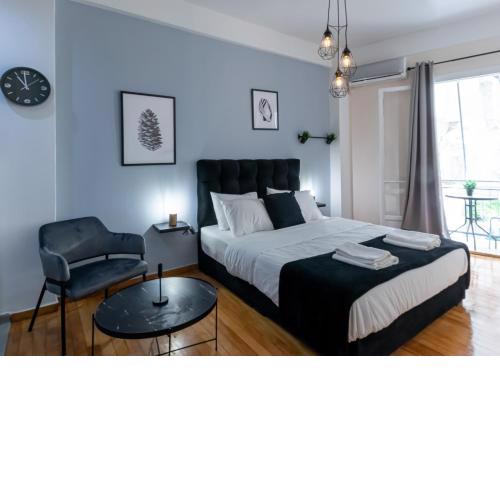 Couple Getaway with Queen bed