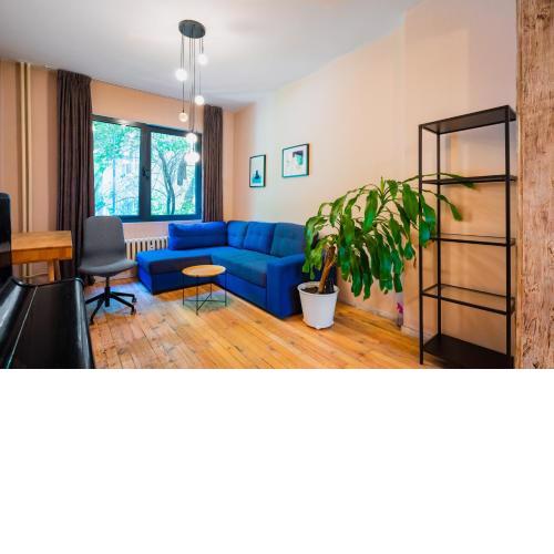 Cozy 1BD Flat in Sofia City Center + Workspace