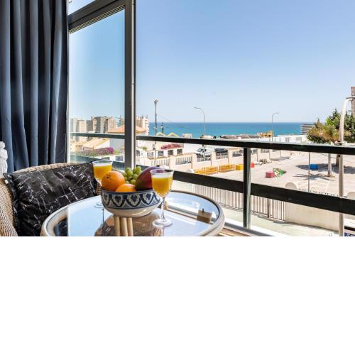 Cozy 1BR sea views & pool in Torremolinos