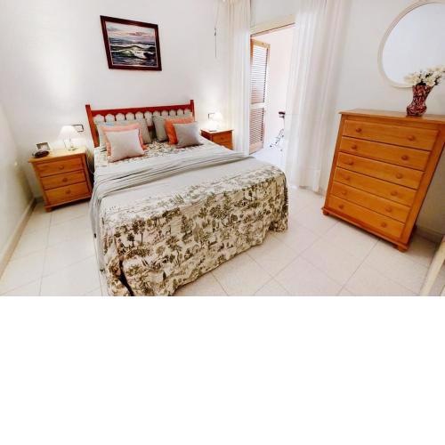 Cozy 2 bed apartment Playa De Los Locos