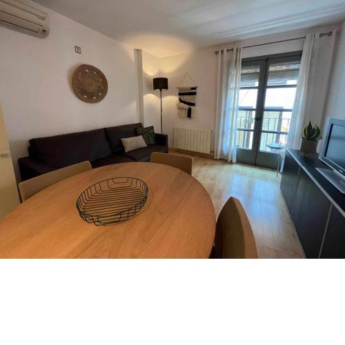 Cozy 2 bed apartment wairco near the Wine Square