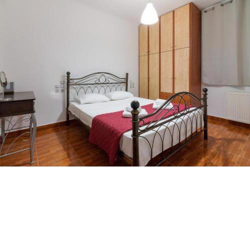 Cozy 2 bedroom apartment in Piraeus