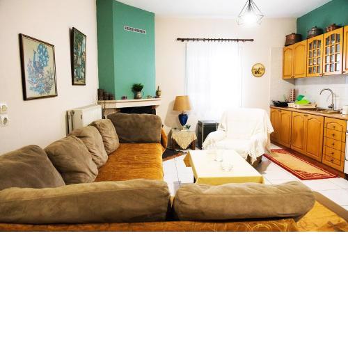 Cozy 2 bedroom house in Trikala