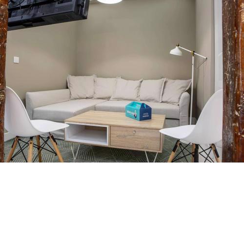 Cozy 2Bed2Bath&Patio w BedBath in Mdrd's Center