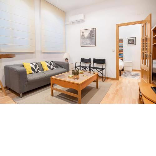 Cozy and Vintage - 1Bed 1Bath - Sol