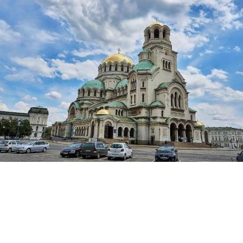 Cozy Apart with KingSize Bed in the Heart of Sofia