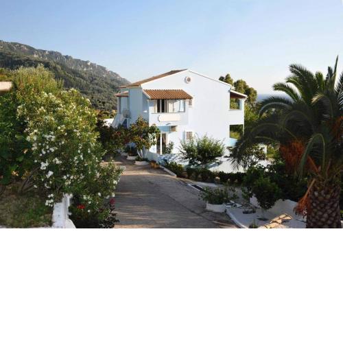 Cozy Apartment few mins from beach Corfu