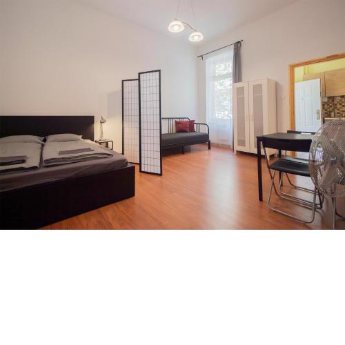 Cozy Apartment in Akacfa Street with Free NETFLIX