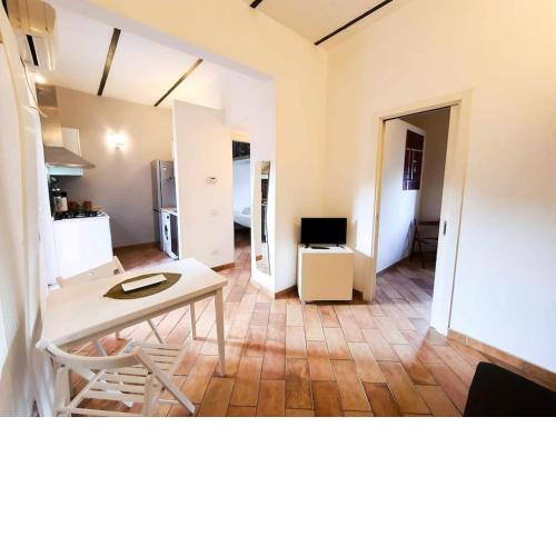 Cozy Apartment in Pigneto up to 4