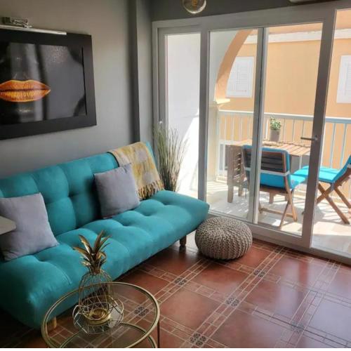 cozy apartment near beach
