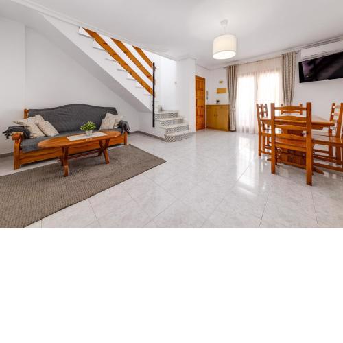 Cozy Apartment near the sea