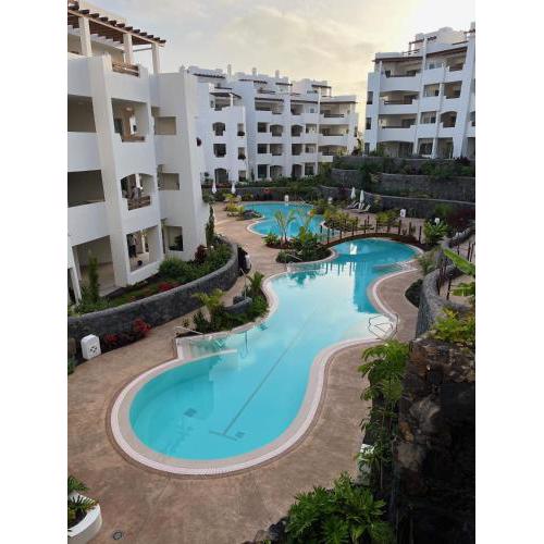 Cozy apartment with pools in Palm Mar