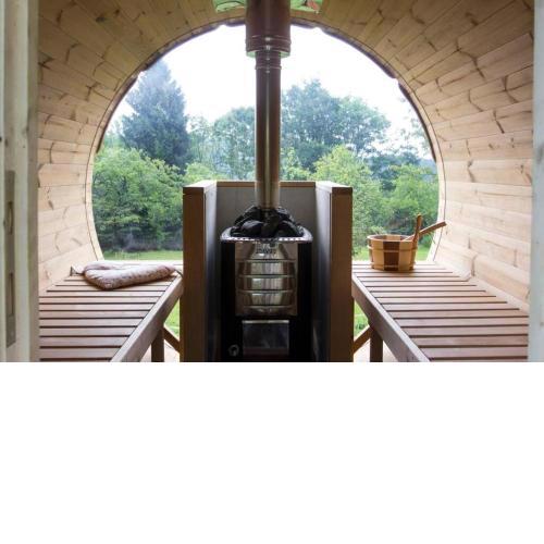 Cozy Attic room, Hills & Forest views + Free Sauna