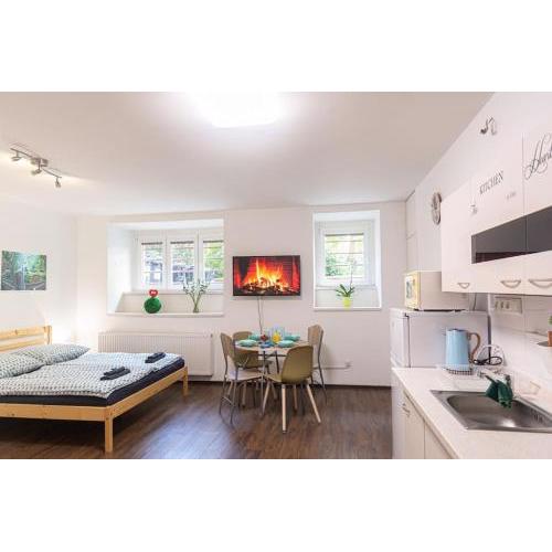 Cozy basement flat, SkyShowtime, 3 minutes to center