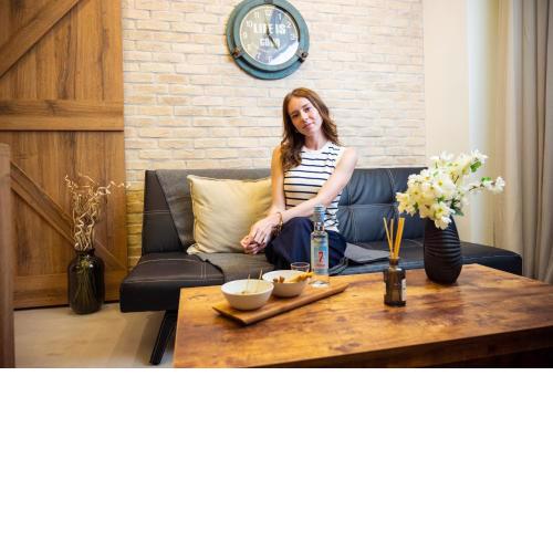 COZY CENTRAL APARTMENT