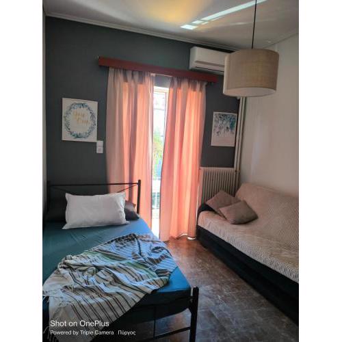 Cozy central little home in Pyrgos near Olympia