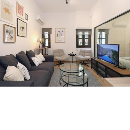 Cozy City Retreat