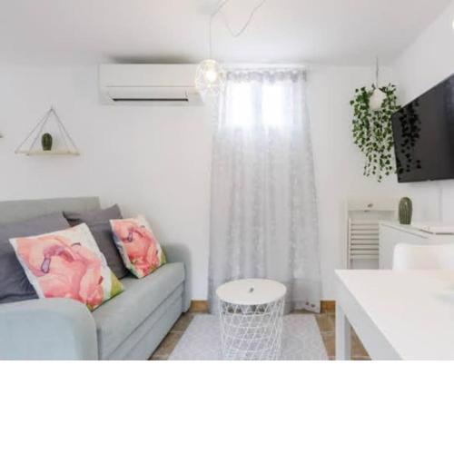 Cozy flat in Lavapies - SAL34