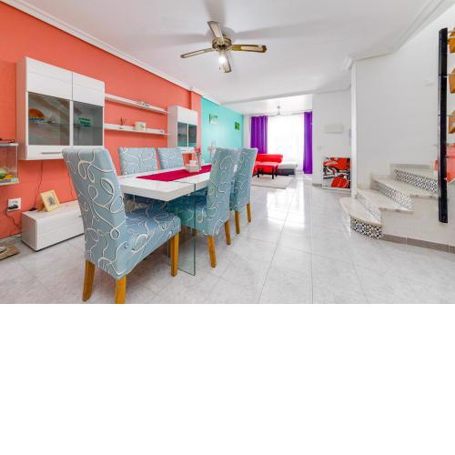 Cozy flat near the sea