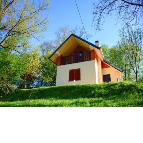 Cozy Holiday Home in Sveti Kriz with Private Garden