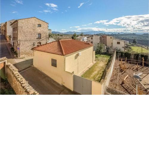 Cozy Home In El Masroig With Kitchenette