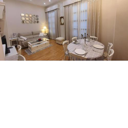 Cozy LUXURY apartments*****. The city center