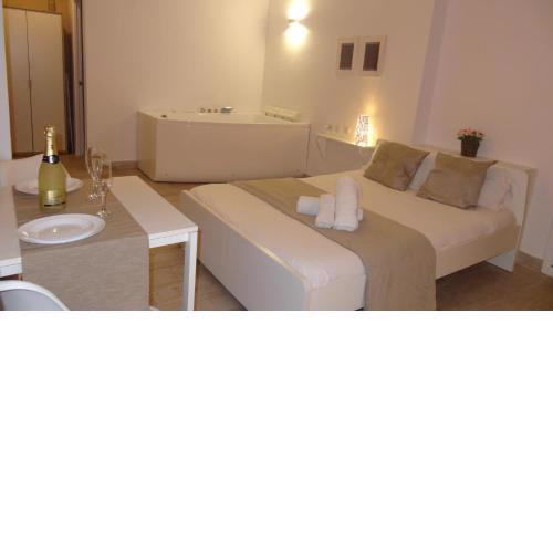 Cozy Rooms - BAÑERA HIDROMASAJE
