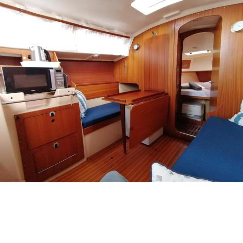 Cozy sailboat - a good experience for everyone!!!!