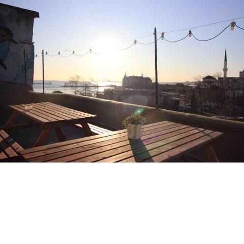Cozy Studio w Terrace & Gorgeous Panoramic View