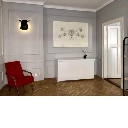 Cozy Vintage Apartment